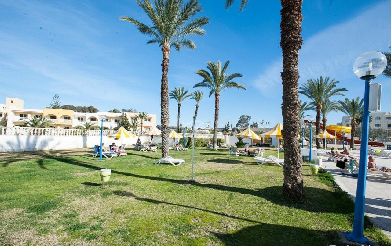 Riviera Hotel - Family Only Port El Kantaoui Exteriör bild