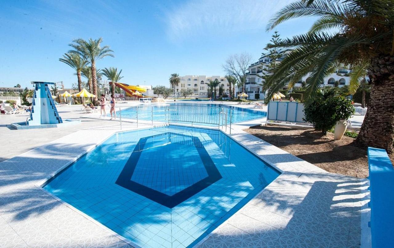 Riviera Hotel - Family Only Port El Kantaoui Exteriör bild