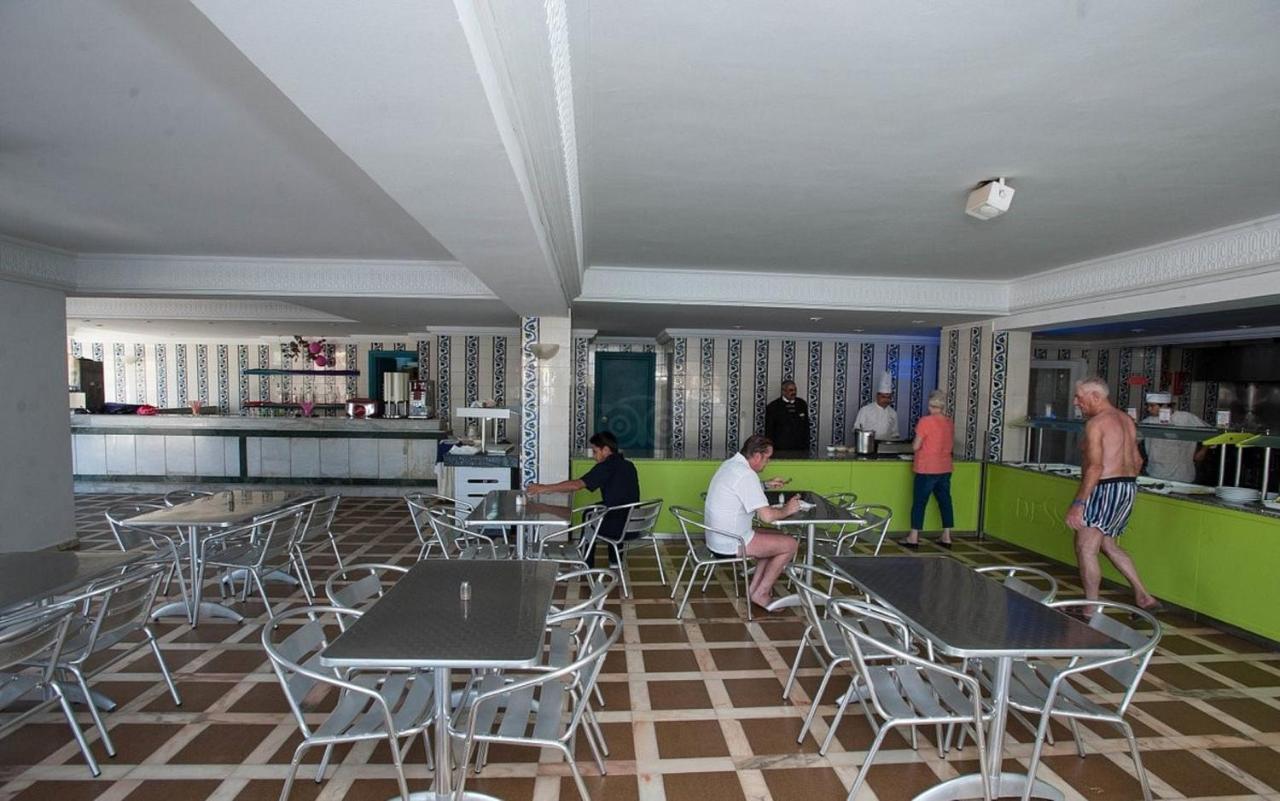 Riviera Hotel - Family Only Port El Kantaoui Exteriör bild